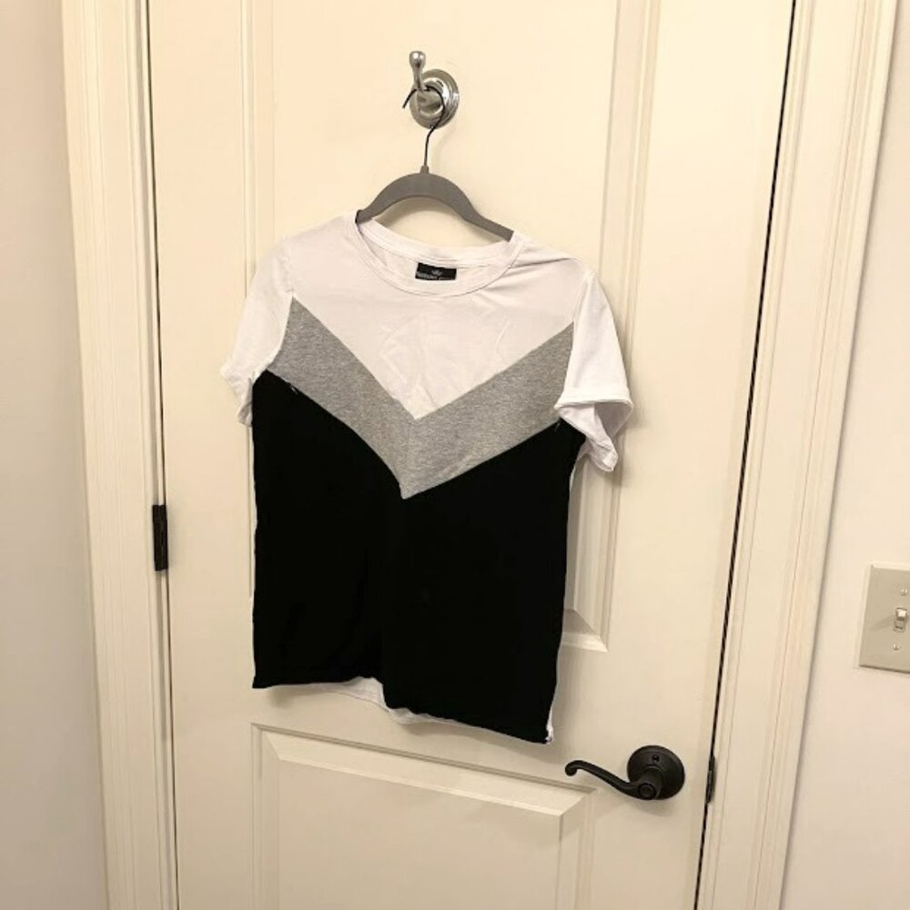 Nursing Queen Breastfeeding/Nursing Top XS NWOT